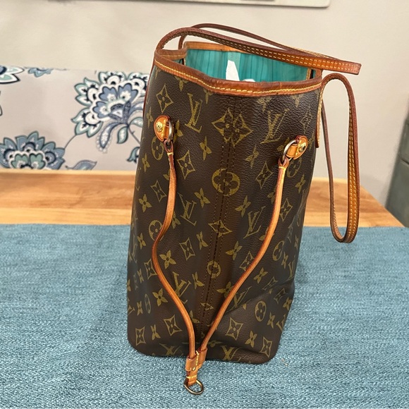 Louis Vuitton Brown and Blue Tote - Picture 4 of 11